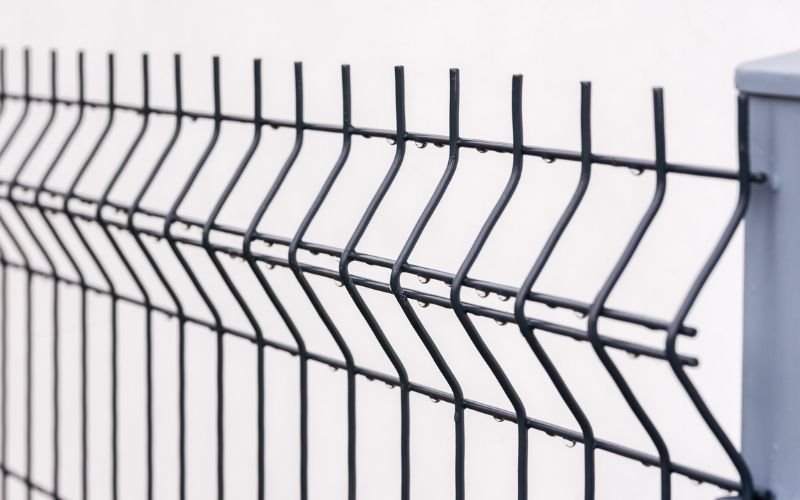 Panel Çitte Tel Kalınlığı Neden Önemlidir?