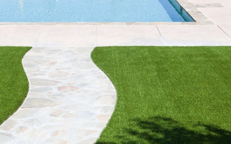 UV Dayanımlı Suni Çimler Nerelerde Kullanılır?